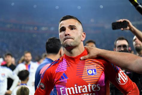 Ol Anthony Lopes Enfin Sorti Du Loft Foot