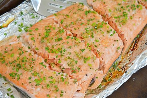 How To Make Salmon Patties In The Oven Stove Or Microwave | FikaCafe.net