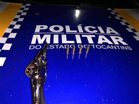 Adolescente faz postagem exibindo arma de fogo nas redes sociais e é