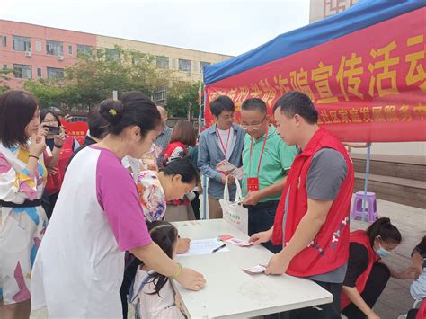 为社区发展献智出力，红星人大代表社区联络站组织开展进站履职活动