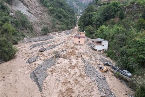 抗震救灾 中国安能第三工程局打通关键救援通道，徒步涉险实地勘察研判湾东河方向道路抢通方案澎湃号·政务澎湃新闻 The Paper