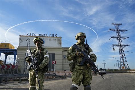 Russia Announces Retreat From Occupied Kherson Ukrainian Officials