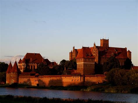 60+ Free Malbork Poland & Malbork Images - Pixabay