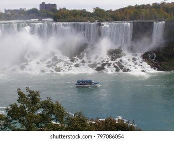 Touristic Boat On Niagara Falls Horseshoe Stock Photo 797086054 ...