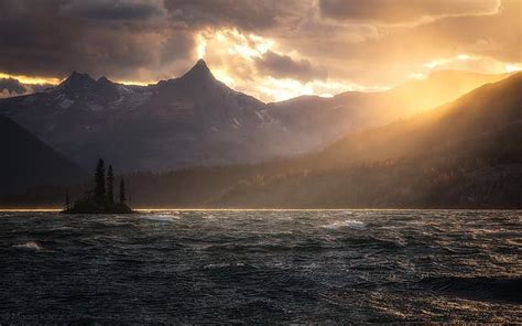 El cielo las nubes la luz los árboles la puesta de sol las