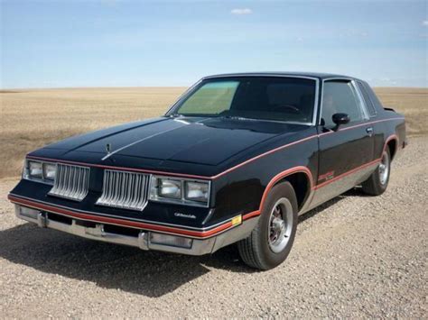 Oldsmobile Cutlass calais coupe: Photos, Reviews, News, Specs, Buy car