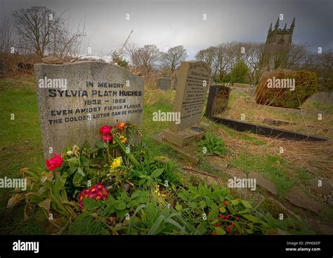 Sylvia Plath Hughes grave, 1932-1963, gravestone in memory US poet ...