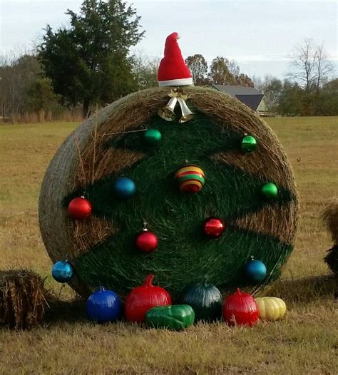 Pin by Alicia Rollins on round bales of hay | Christmas decorations diy outdoor, Outdoor ...