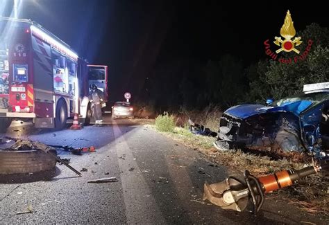 Drammatico Incidente Tra 3 Auto In Via Aurelia 6 Feriti In Codice Rosso