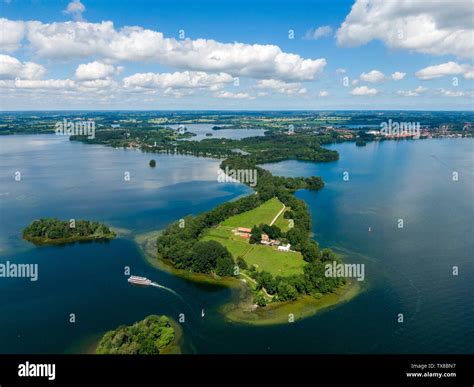 Luftbild des Princes Insel oder Prinzeninsel in der Nähe der Stadt Plön