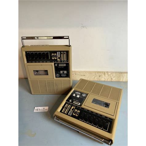 Pair Of Vintage Cassette Recorders Beck Auctions Inc