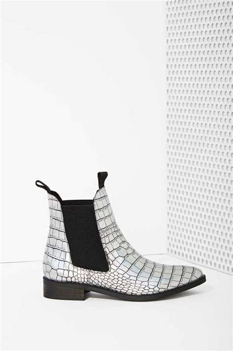 Pin On Ankle Boots Booties Chelseas