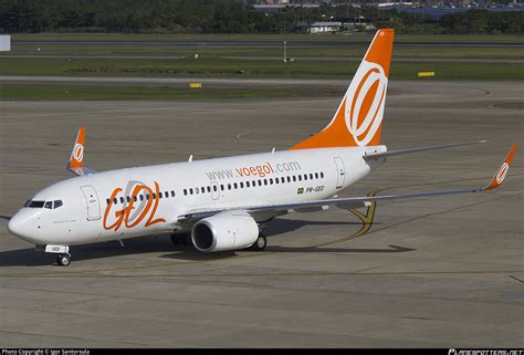 PR GED GOL Transportes Aéreos Boeing 737 7EH WL Photo by Igor