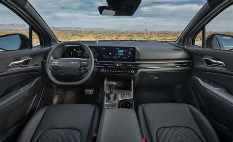 2026 Kia Sportage Gains Chunkier Styling and Upgraded Technology