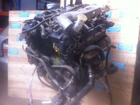 Moteur Renault Espace Dci V V P X