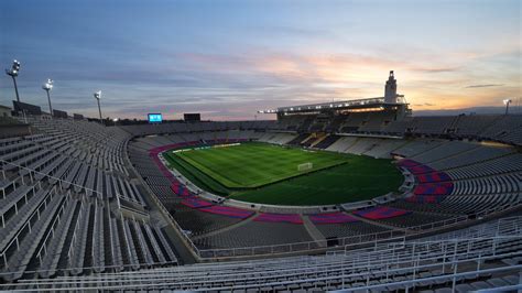 Barcelona players BANNED from taking showers at stadium & training as ...