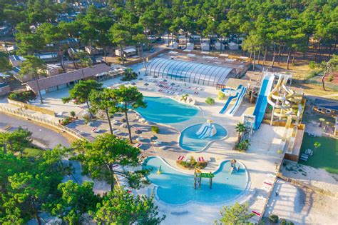 Camping Royan 4 et 5 étoiles avec parc aquatique Campings Luxe