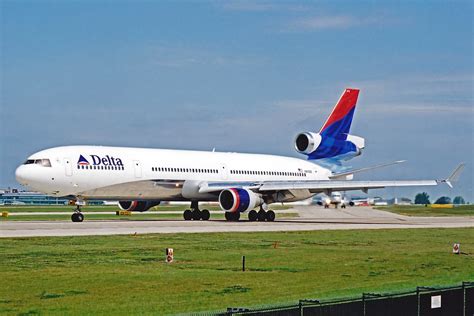 N813DE McDonnell Douglas MD 11 Delta Air Lines MAN 26JUL02 Flickr