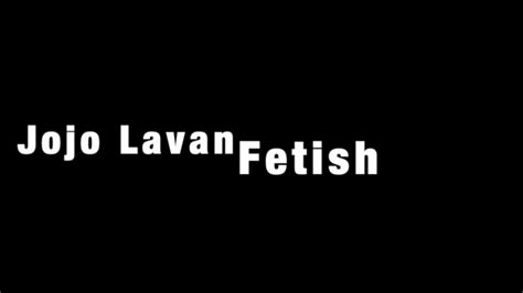 Jojo Lavans Clip Store Chubby Embarrassed Naked Female Finds Herself With No Clothes