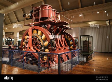 triple expansion steam engine  electrical generator