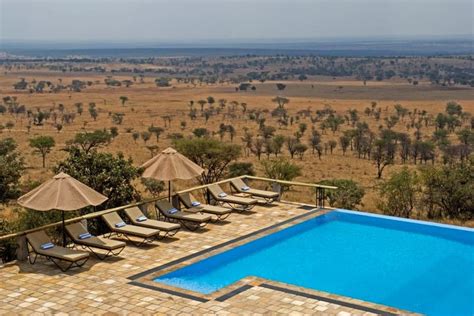 Luxury Serengeti Safari