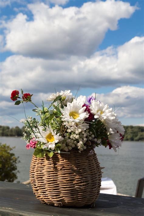 Pin De Dora Ghita Em Spring Flowers Arranjos