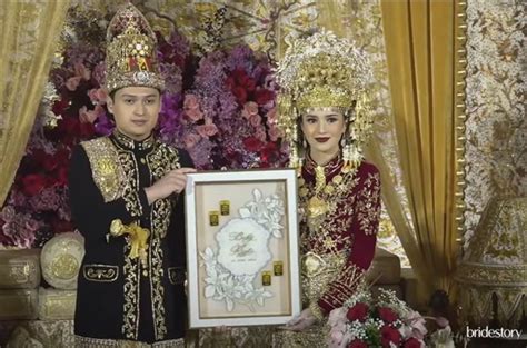 Beby Tsabina Resmi Nikah Dengan Rizki Natakusumah Dengan Maskawin Emas