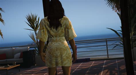 Ladies' Versace Robe for MP | GTA 5 Mods