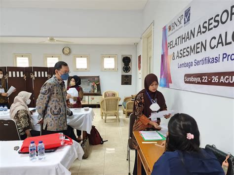 Program Pelatihan Dan Sertifikasi BNSP Bidang Pariwisata