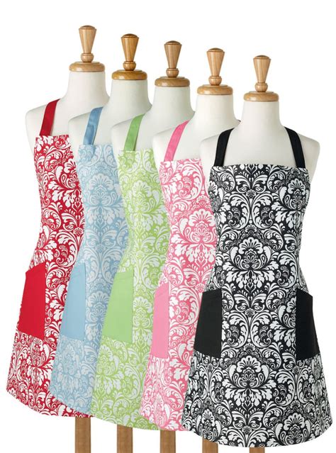 Beautiful Patterned Aprons | Expertly Chosen Gifts