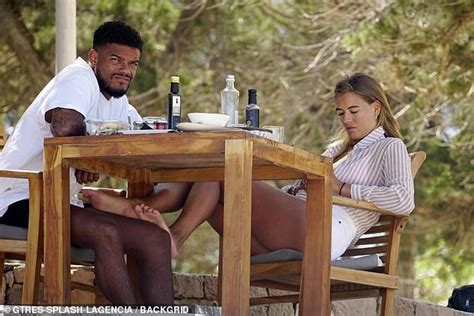 Arabella Chi Wears Bikini And Enjoys Ibiza With Boyfriend Daily Mail Online