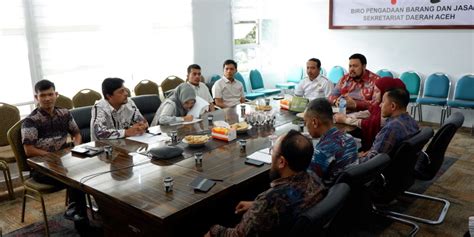 Biro PBJ Aceh Sosialisasikan E Catalog Lokal Aceh Untuk UMKM Situasi