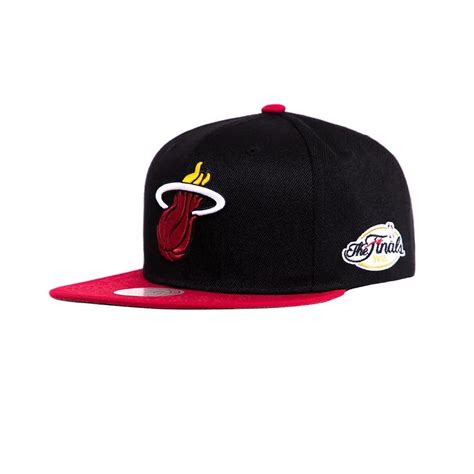 Casquette Nba Miami Heat Mitchell Ness Patched Up Snapback Basket Ballers