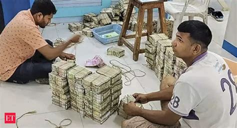 Maharashtra Rs Cr Cash Kg Gold Seized In It Raids At Business