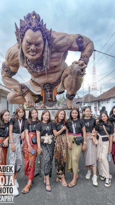 ogoh ogoh terbaik tampak siring youtube