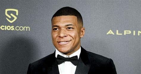 Kylian Mbappé Photocall de la 66ème cérémonie du Ballon d Or au