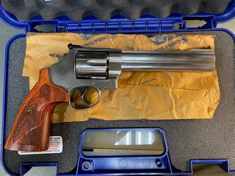 Smith And Wesson 629 Deluxe For Sale