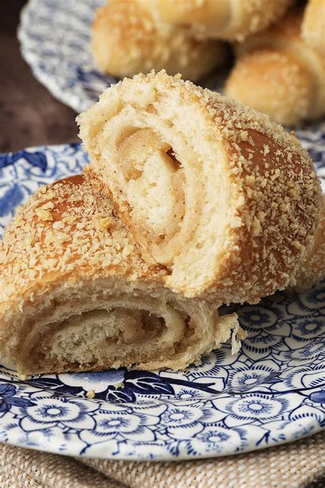 Filipino Senorita Bread