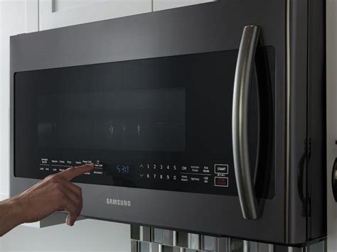 Samsung Bespoke Slim Over The Range OTR Microwave Features Sensor