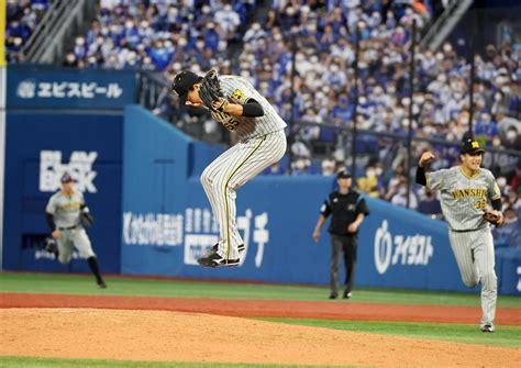 【阪神】犠打失敗も流れ渡さず 近本「何とかしようと」同点打、原口「つなぐ思い」大山をカバー プロ野球写真ニュース 日刊スポーツ