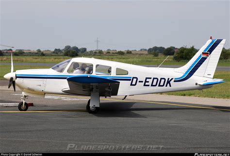 D Eddk Private Piper Pa R Cherokee Arrow Ii Photo By Daniel