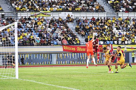 Brunei suffer heavy defeat to Indonesia | Borneo Bulletin Online