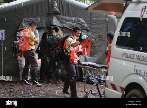 Thai Cave Rescue Soccer Team Hi Res Stock Photography And Images Alamy