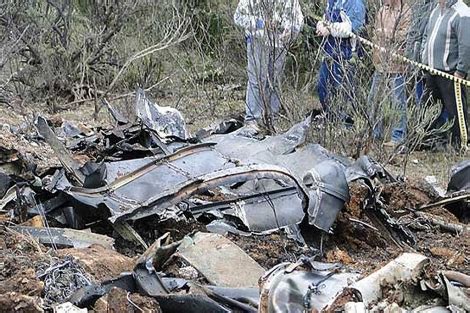 Mueren ocho personas tras estrellarse un avión militar en el sur de