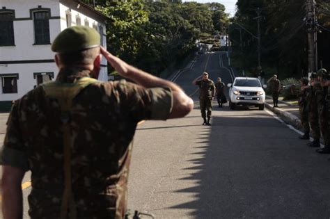 38bi Visita Do Comandante Da 1ª DivisÃo De ExÉrcito