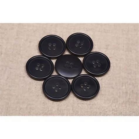 Round Black Polyester Buttons For Garments Packaging Type Packet At