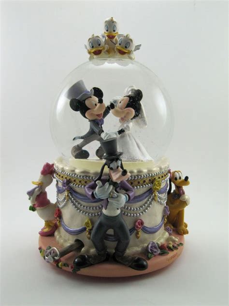 Disney Mickey And Minnie Wedding Snow Globe Snow Wedding Disney