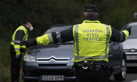 Los Concellos Intensifican Los Controles Para Evitar Viajes A Segundas