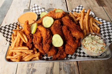 ROOSTER’S NASHVILLE HOT CHICKEN - Updated October 2024 - 124 Photos ...
