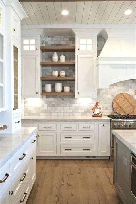 Favorite Farmhouse Kitchen Design Ideas 37 – HOMYSTYLE